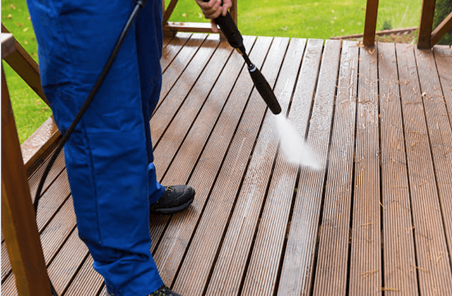 deck cleaning sugar land