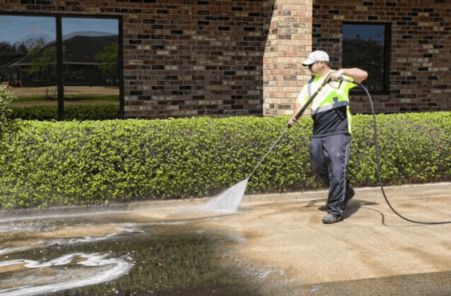 commercial concrete cleaning in sugarland